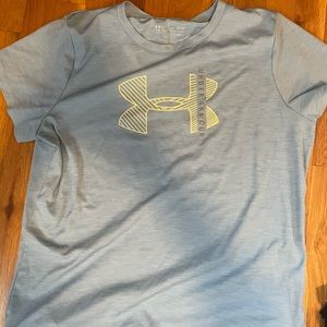 Under armour t shirt XL loose fit